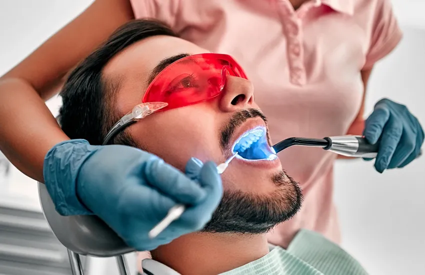 Diş Beyazlatma (Bleaching)